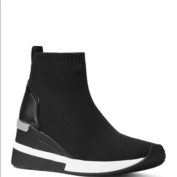 cydney metallic webbed sneaker